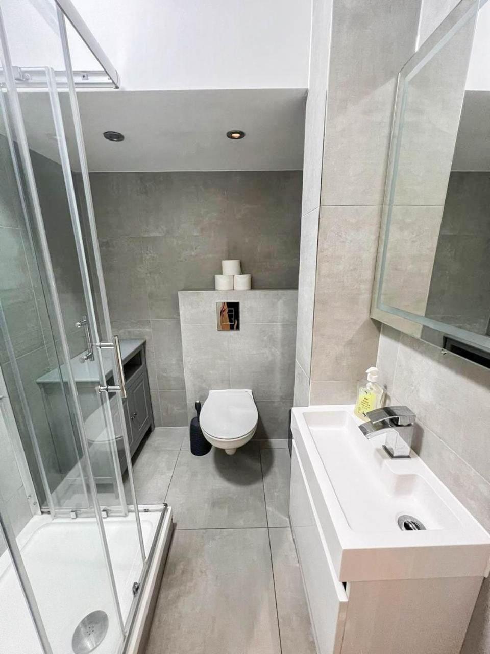 Chic 1-Bedroom Flat In Elephant & Castle, Near The Shard Londýn Exteriér fotografie